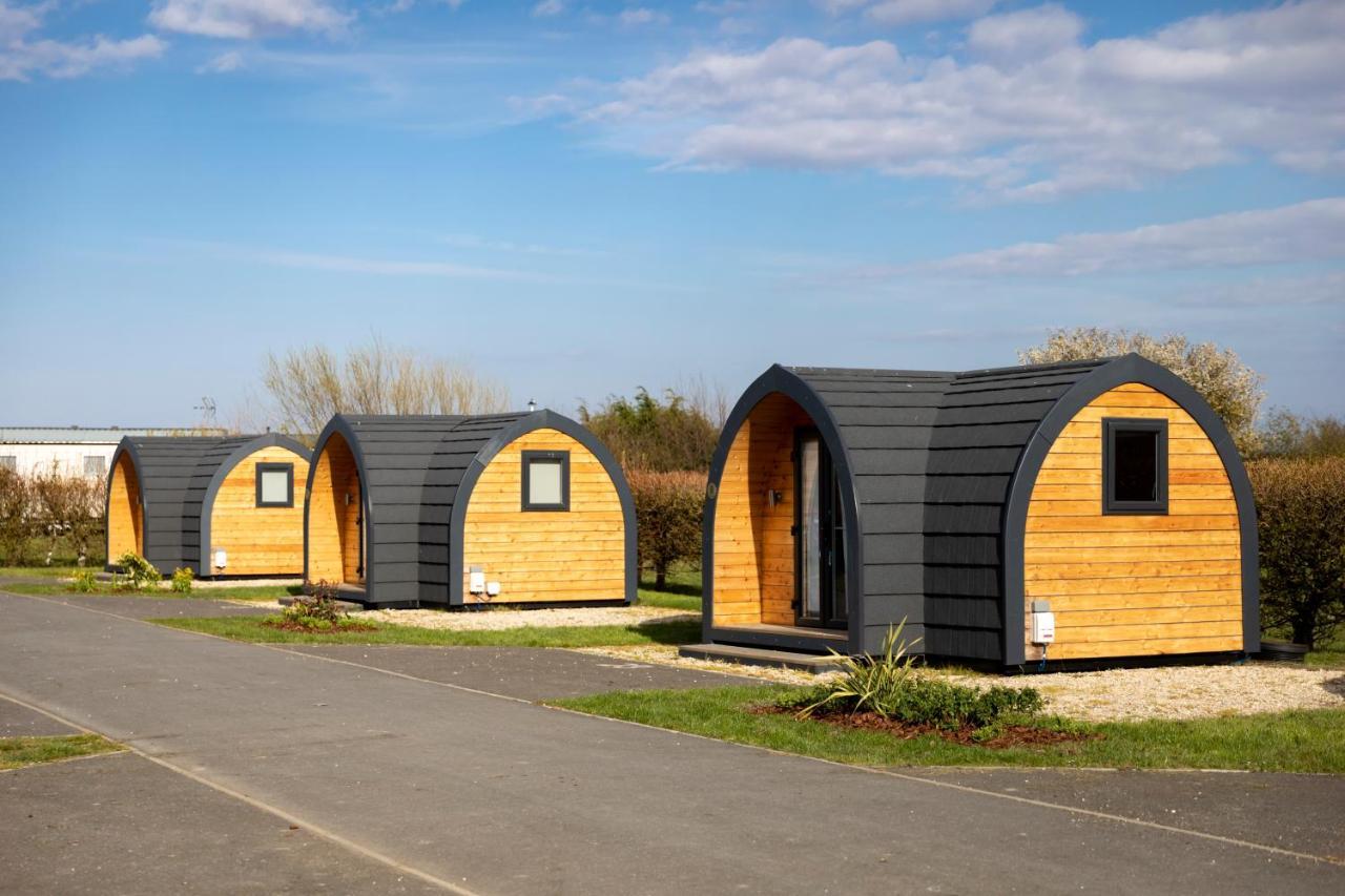 Camping Pods Hedley Wood Holiday Park Bridgerule Екстериор снимка